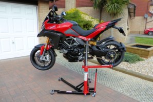 abba Sky Lift on Ducati Multistrada 1200 (Horizontal position)