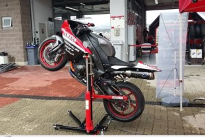 Yamaha R1 on abba Sky Lift (lifting in wheelie position)